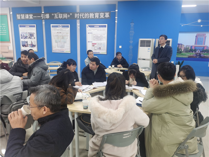 高二級(jí)部：同課異構(gòu)締結(jié)友誼、教研興校開(kāi)拓天地(圖5)