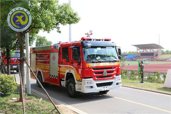高新消防進(jìn)校園，為中考保駕護(hù)航(圖2)