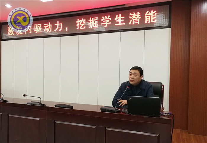 凝心聚力獻(xiàn)良策，砥礪前行備一模(圖3)