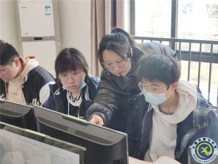 合肥七中高一技術(shù)備課組“大研討、大交流”研討課活動(圖2)